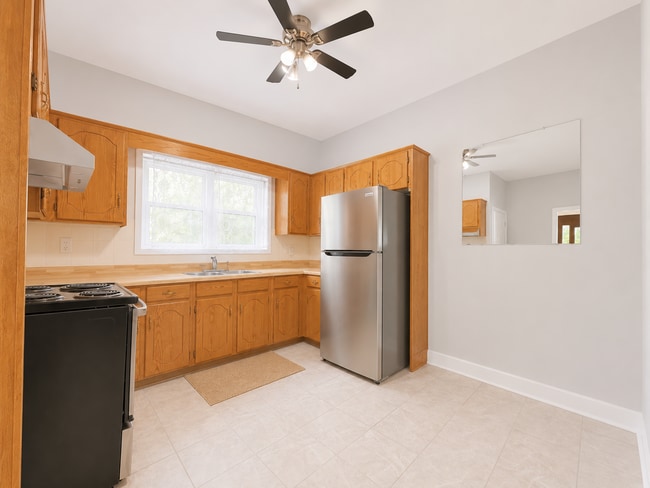Photo - 257 Niagara St
