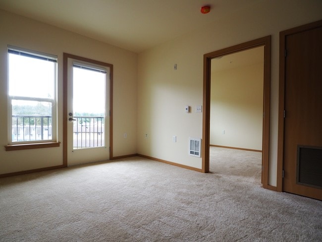 Photo - Estates at Hillside Gardens Affordable Sen...