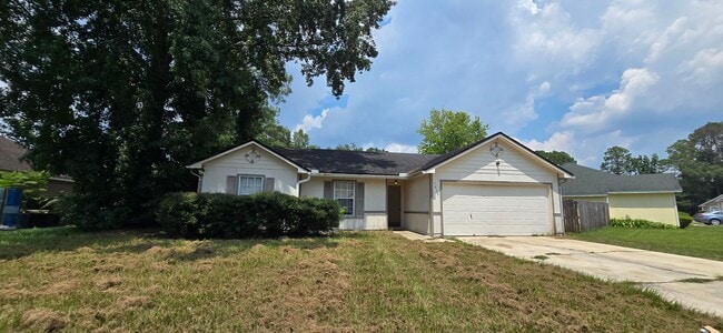 Building Photo - Move-In Special 3 Bed / 2 Bath Home – Pet ...