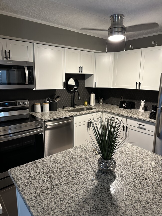 Photo - 3103 Charlemagne Cir