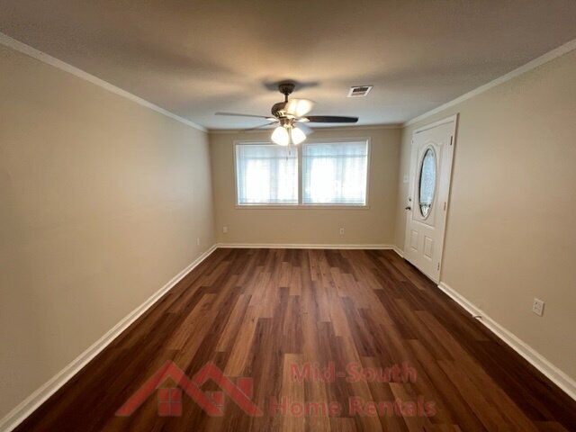 Photo - 858 Eyers Rd