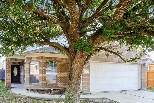 Building Photo - 12315 English Brook Cir Rental