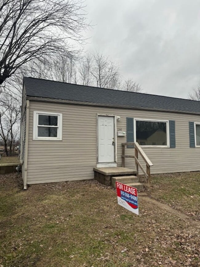 Building Photo - 1240 & 1242 Negley Avenue Unit 1240