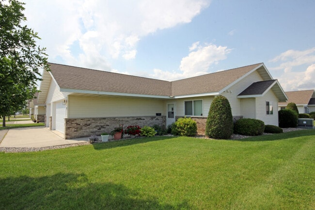 Side view - Blue Eagle Townhomes