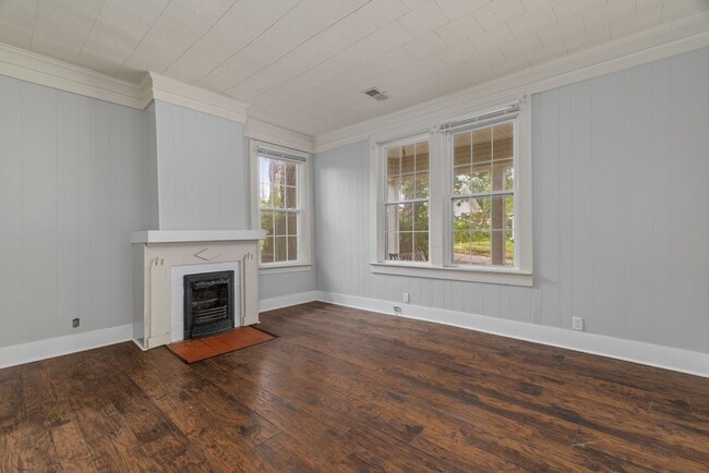 Photo - 434 N Chestnut St Unit 1