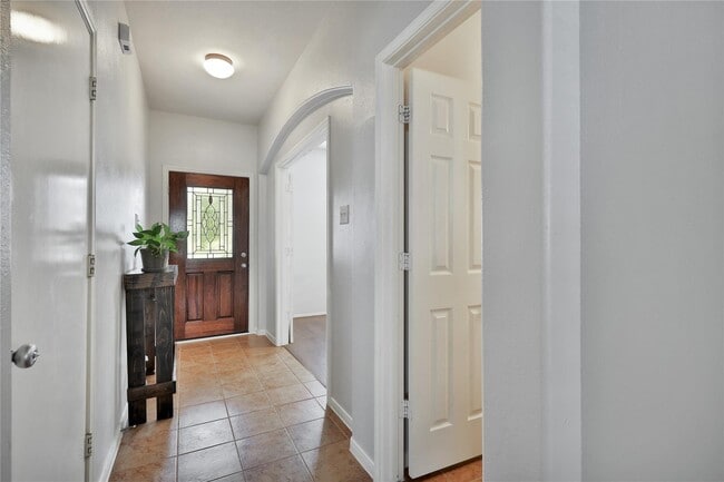 Photo - 3626 Knights Hollow Ct