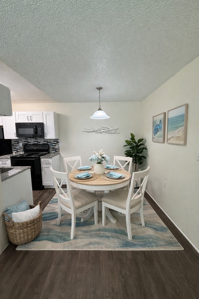 Dining Room - Harbour Cay