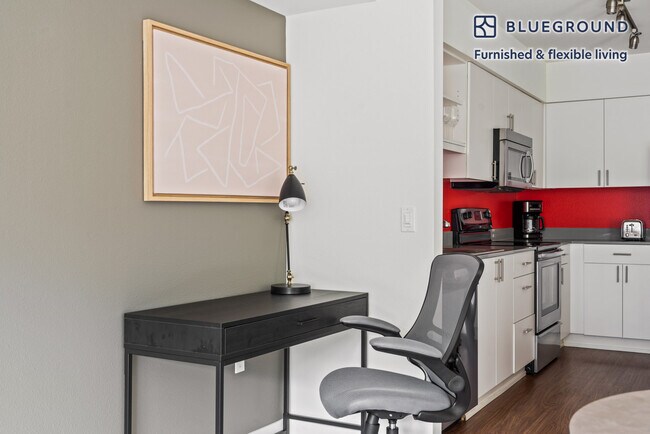 Photo - 330 3rd Ave W Unit SI FL5-ID471