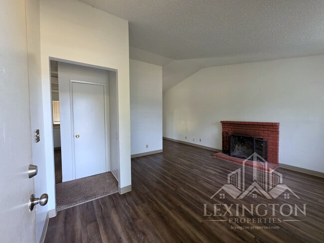 Charming 3BD, 1BA, Home with Modern Upgrades in Antelope, CA