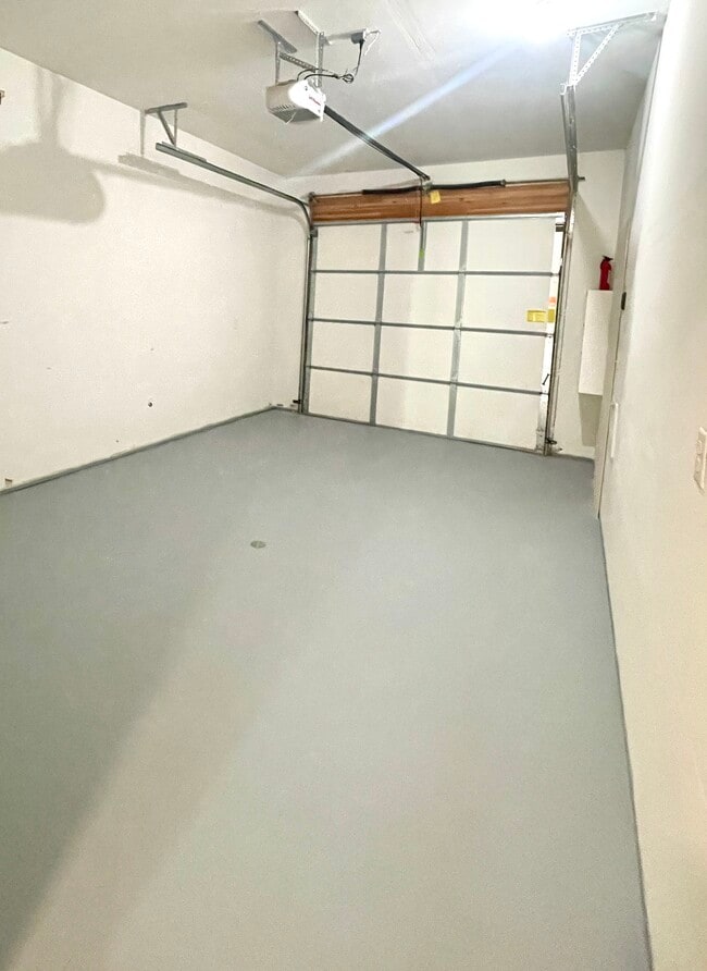 Photo - 2678 Pine Top Way