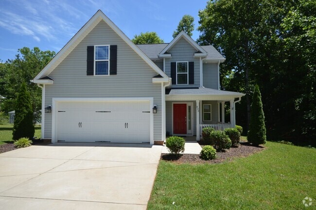 Building Photo - 800 N Third St., Mebane, NC - Bev Roberts ... Rental