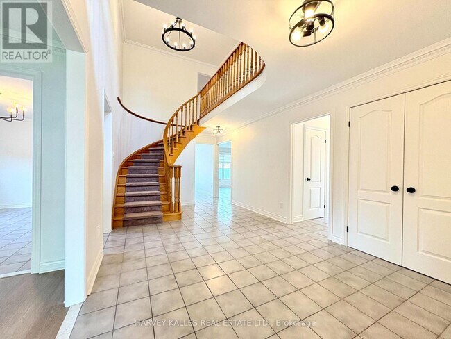 Photo - 70 Amaretto Ct