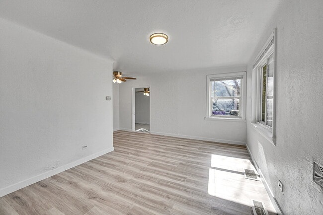 Photo - $2,450 - 3 Bed, 1 Bath Newly Updated Home ...