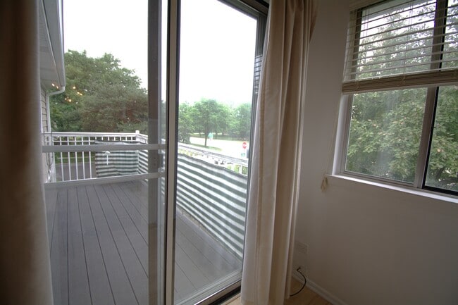 Photo - 607 Eastview Ct Condo Unit Z2