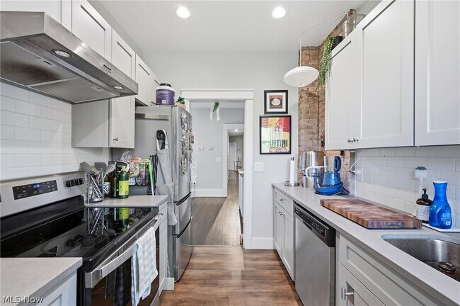 Photo - 2280 Bellfield Ave Unit 3