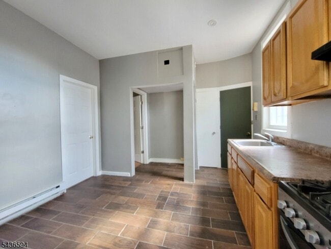 Photo - 423 2nd St Unit 3