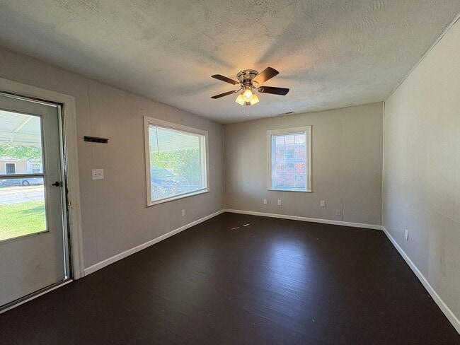 Photo - COMING SOON - 2 Bedroom, 1 Bathroom House in High Point!