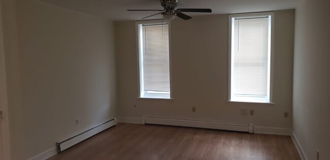 Photo - 3227 7th Ave Unidad Apartment 1 (First Floor)