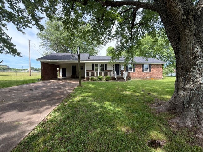 Building Photo - Available Now! Stunning Home!!