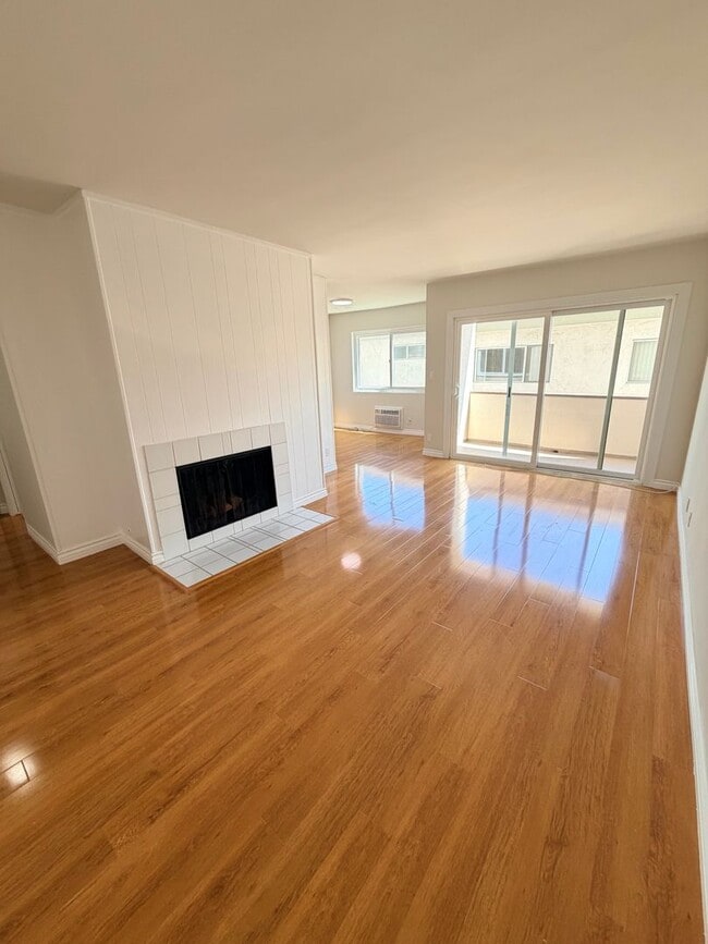 Building Photo - 1835 CAMDEN AVE. LP