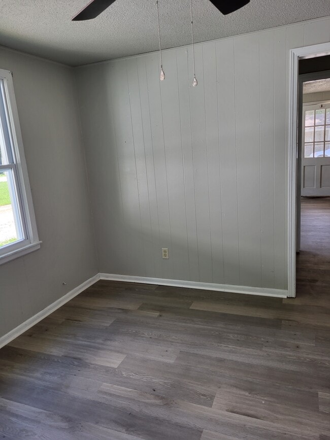 Photo - 402 N Mulberry St