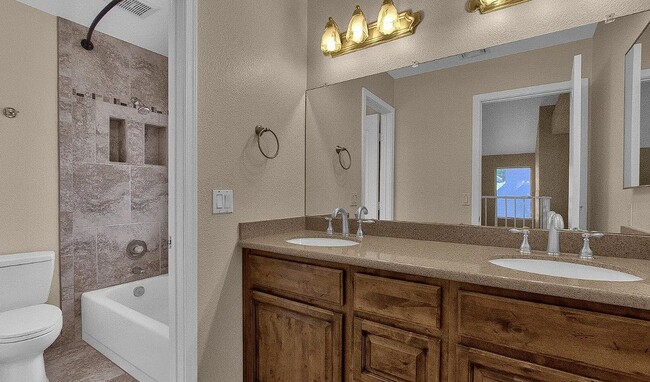 Photo - 3110 W Baylor Ln