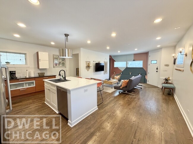 Photo - 1419 N Paulina St Unit 1