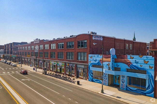 Coliseum Lofts