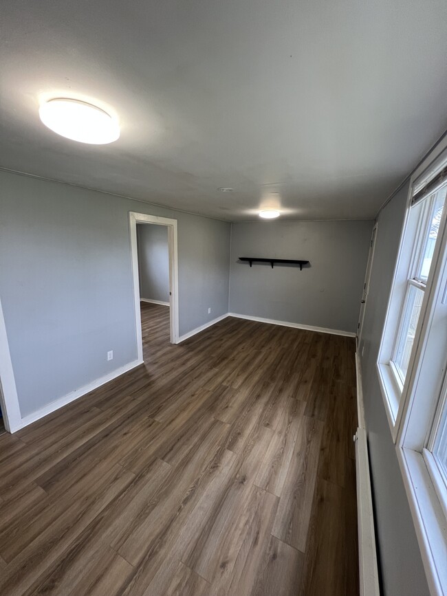 Photo - 521 N Spruce St Apartments Unit 3