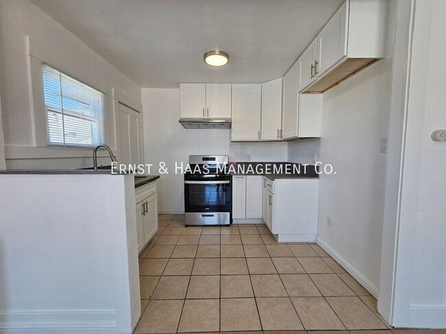 Photo - 1468 Alamitos-