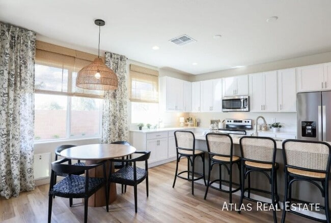 Photo - 2376 N 79th Pl