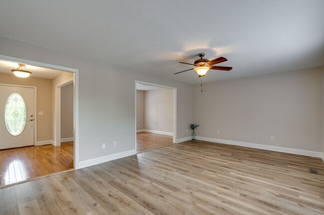 Photo - 3BR 2BA