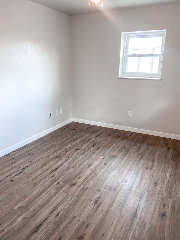 Photo - 340 W Main St