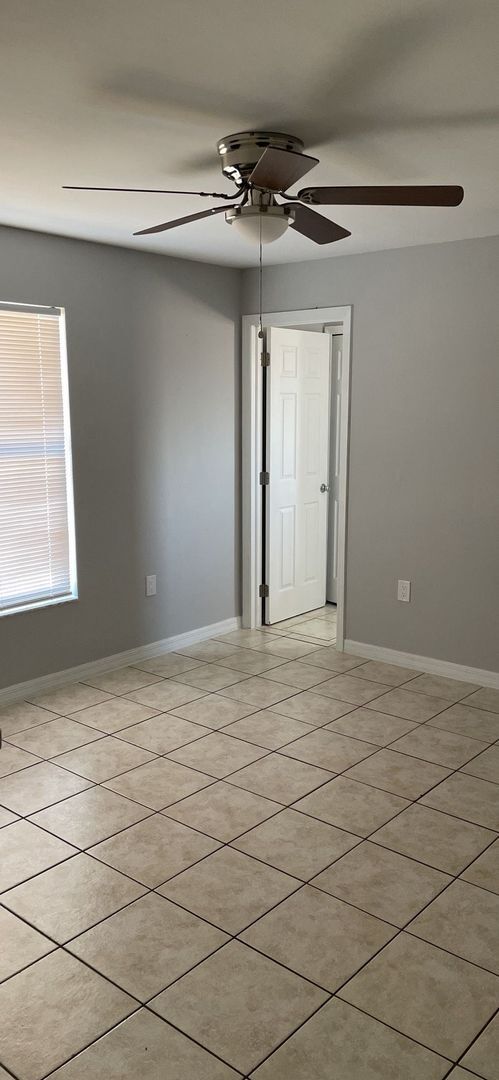 Photo - 1212 SE 24th Ave Unit 1212