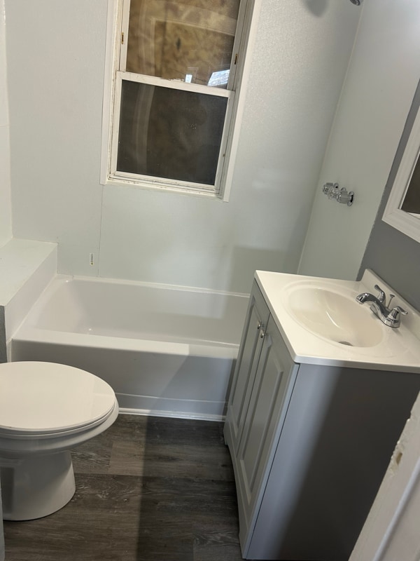 Photo - 2429 Madison St