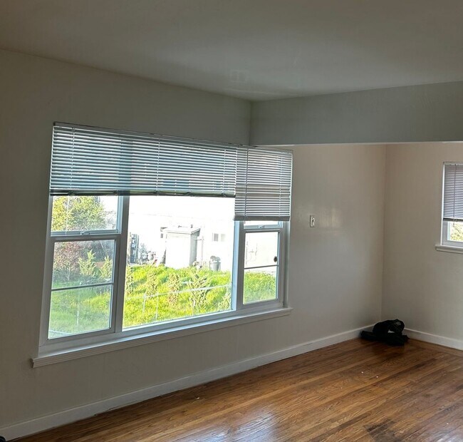 Photo - Blake - NCLT Unit 1346