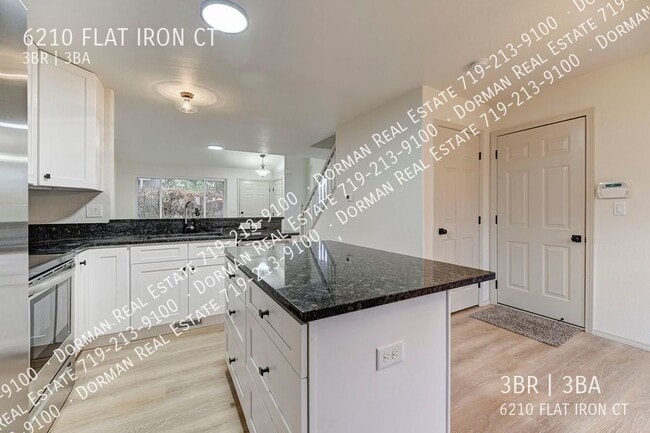 Photo - 6210 Flat Iron Ct