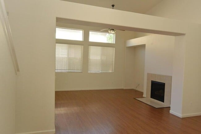 Photo - 3204 N Kayenta St