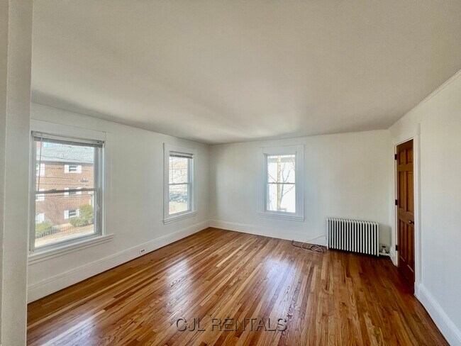 Photo - 50 Pond St Unit 2