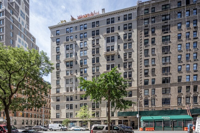 Photo - 17 E 89th St