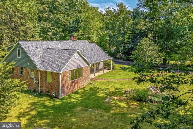 Photo - 3574 Glenway Rd