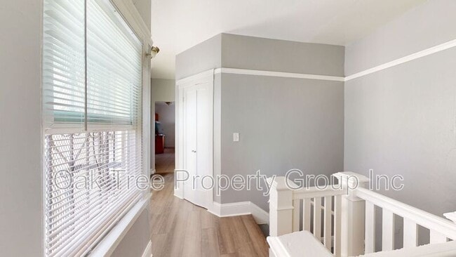 Building Photo - 4152 Brookdale Ave