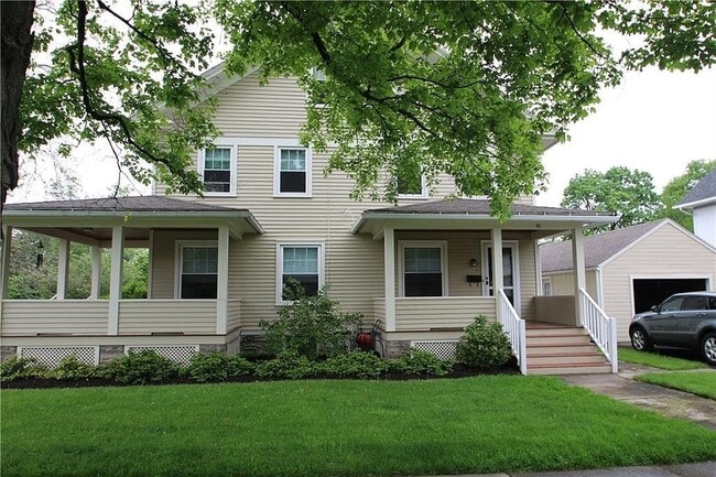 Building Photo - 91 Lacy St