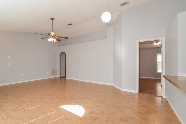 Photo - 6845 Ebans Bend