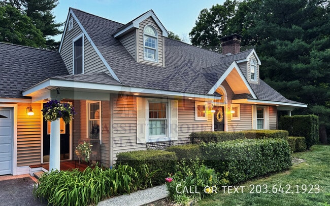 Building Photo - 25 Glenbrook Dr