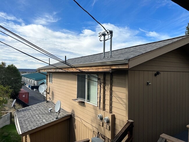 Building Photo - Soda Loper Unit Soda 769 - #1