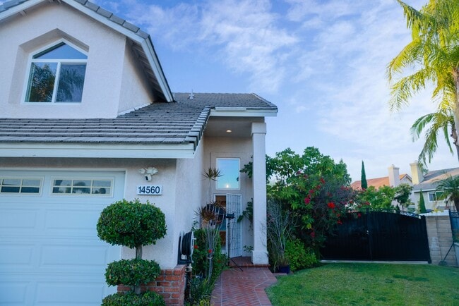 Photo - 14560 Flagstone Ct