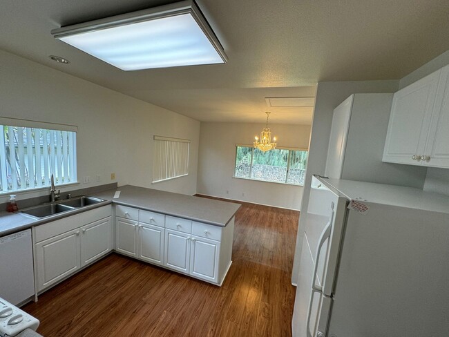 Photo - Mililani Mauka 3/2.5 living, family room 2car garage, Sorry No Pets