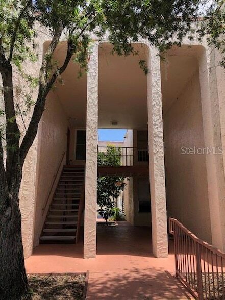 548 Orange Dr Unidad 14