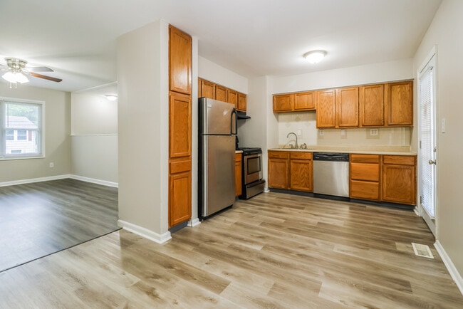 Photo - 2470 Berthbrook Dr